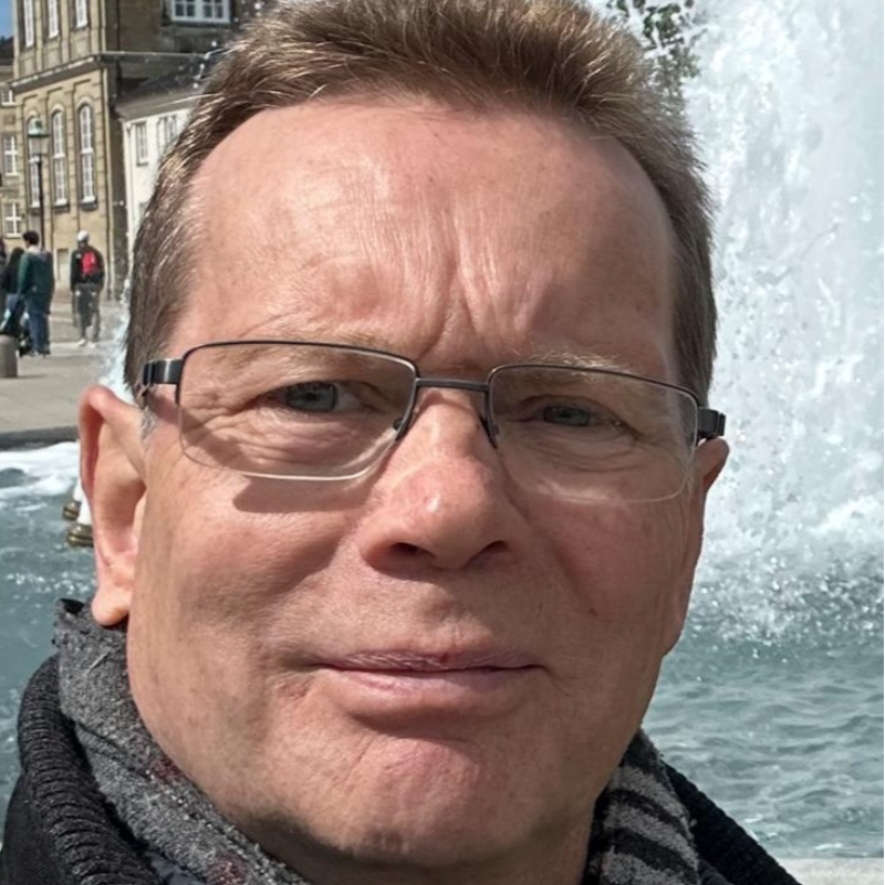  Martin Dker